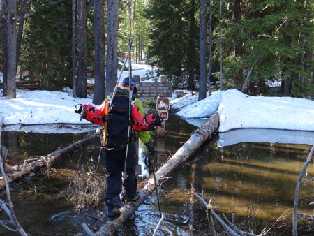 HIking Poles | MountainJourney.com