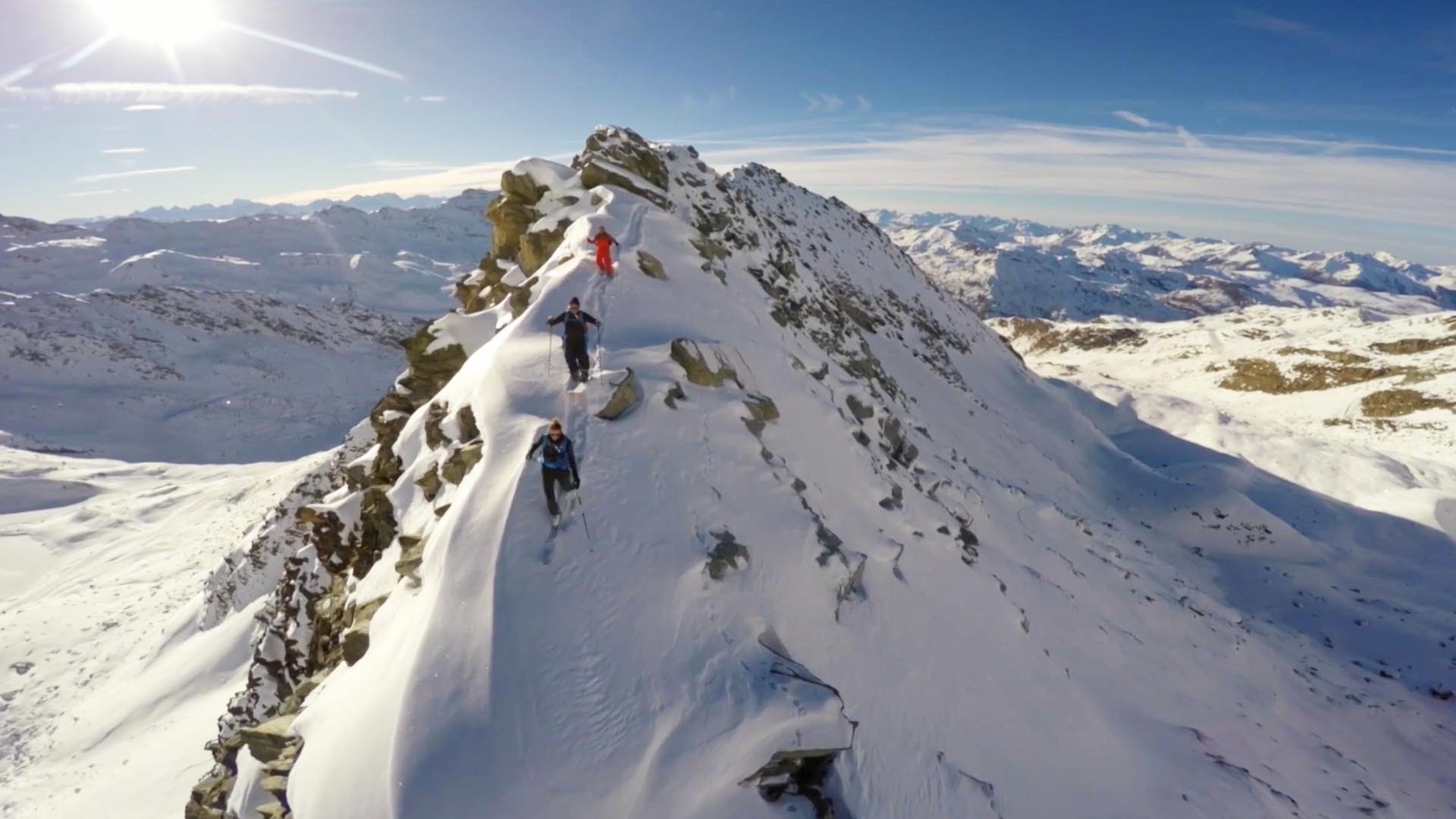 Xavier De Le Rue’s DIY Tour: Splitboarding in Val Thorens | Ep 1