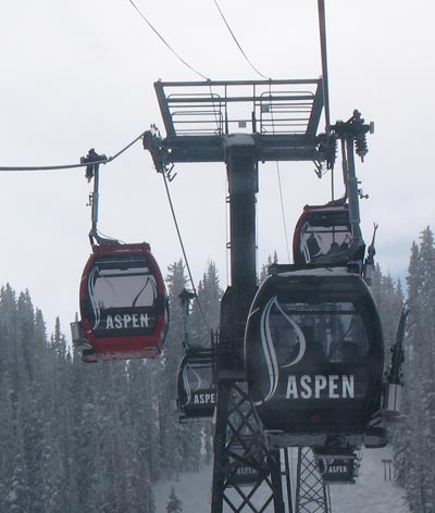 Aspen Skiing Company and KSL Partners Acquire Mammoth Resorts Aspen Gondola | Photo: D. Lennon