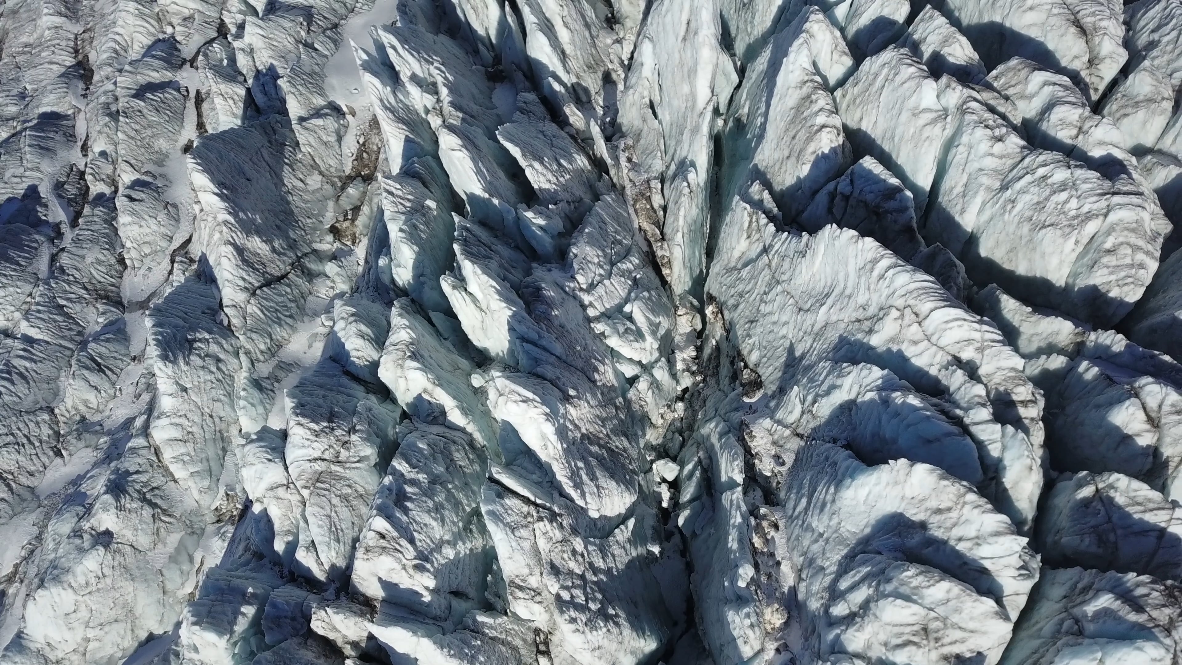 Aero Alps Presents Glacier du Tour 4K – Chamonix