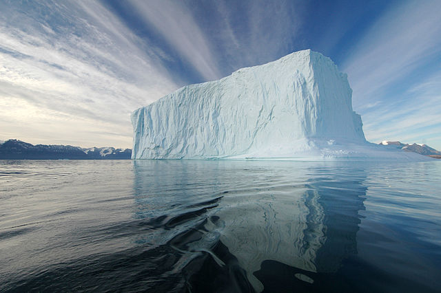 Iceberg in Northeast Greenland National Park | By Rita Willaert from 9890 Gavere, Belgium - Danmark O, Fohn Fjord, Renodde.70°N/26°W, CC BY 2.0, Link