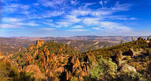 Pinnacles National Park | By Samartur [CC BY-SA 3.0], from Wikimedia Commons