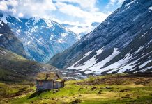 This Week’s Mountain News – September 24-30, 2018 Mountain Cabin | Pixabay Image