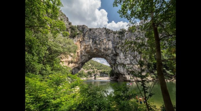 Chris Sharma Makes First Ascent of Pont d’Arc In France