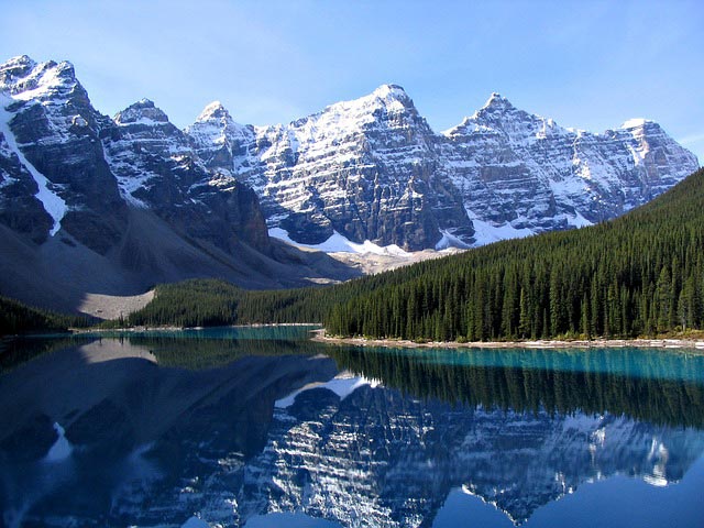 9 Of The World’s Best Mountain Film Festivals Banff National Park | Pixabay