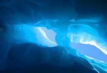 This Week’s Mountain News – July 9-15, 2018 Glacial Ice, New Zealand | Pixabay