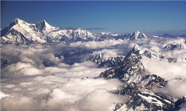 The Best Alex Lowe Quotes Shishapangma | By Swinelin at English Wikipedia - Swinelin, Public Domain, Link