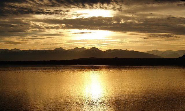 This Week’s Mountain News – August 20-26, 2018 Sunset In Alaska | Pixabay Image