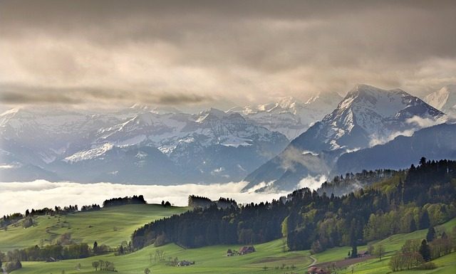 This Week’s Mountain News – October 22-28, 2018 Bernese Oberland, Switzerland | Pixabay Image